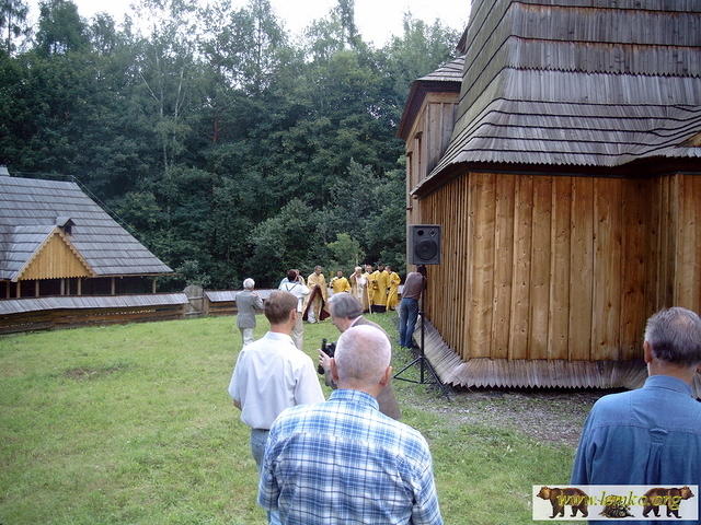 2004NS 38