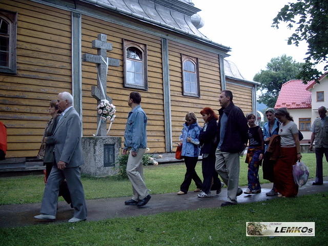 2004 40