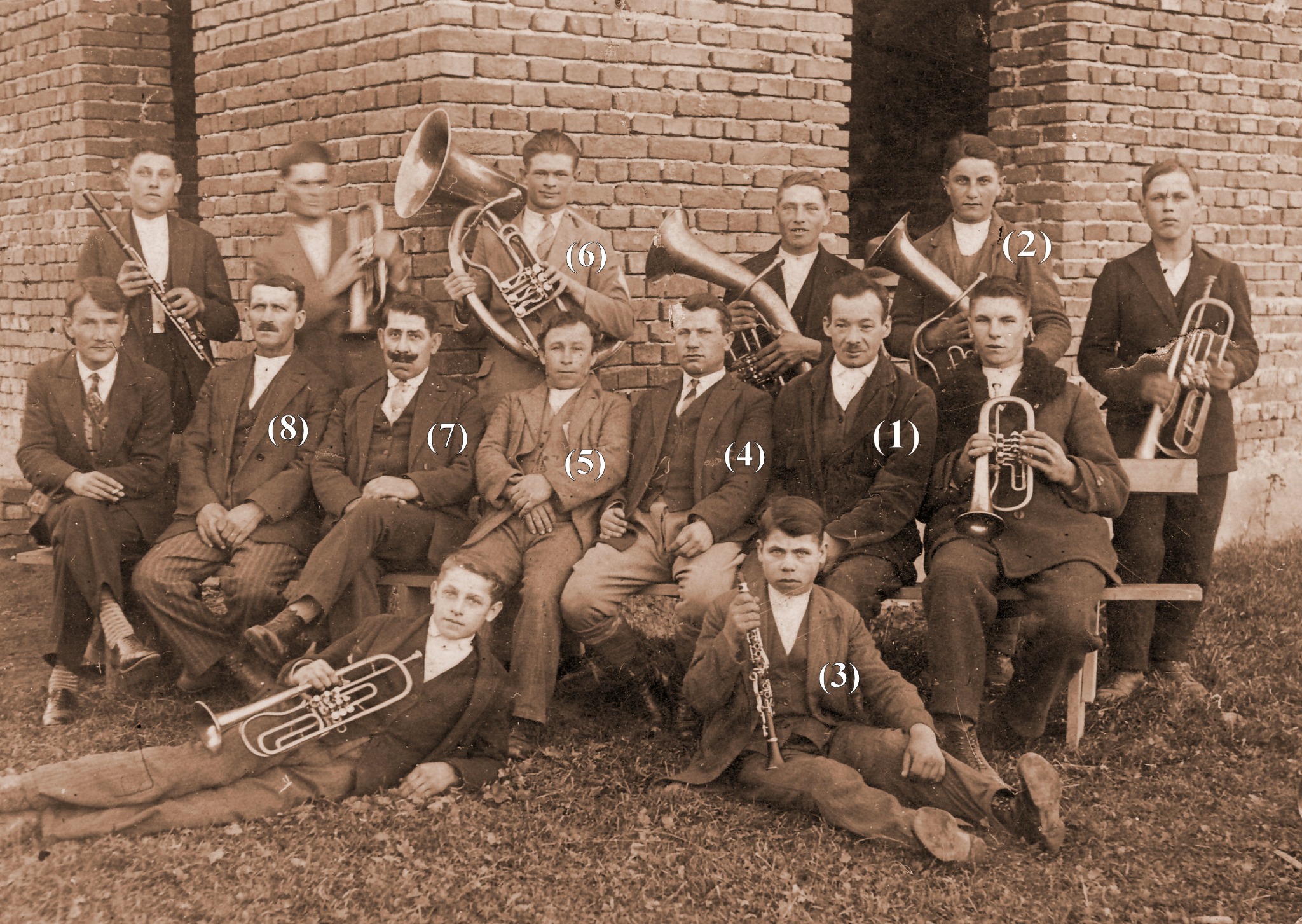 Numbered identification copy of the 1930 Krynica village orchestra photograph
